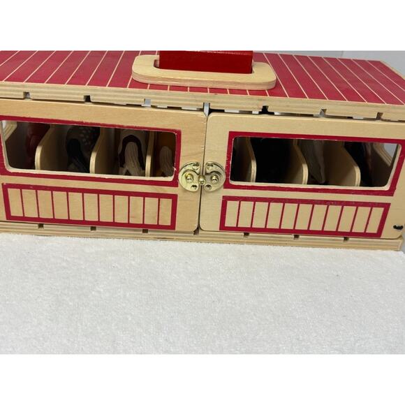 Melissa & Doug 3744 Take Along Show Horse Stable Play Set 8 Horses & Stable - Picture 4 of 11